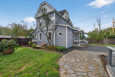 /international/us/2-county-road-164-jeffersonville-ny-110102143561/