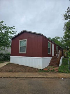 /international/us/7650-west-hwy-90-san-antonio-tx-110107895703/