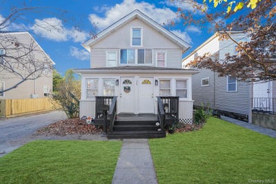 /international/us/158-oldfield-avenue-amityville-ny-110108448690/