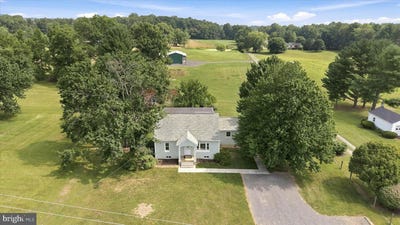 /international/us/37860-charles-town-pike-purcellville-va-110119438856/