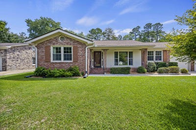 /international/us/8428-yorkshire-lane-north-charleston-sc-110101201467/