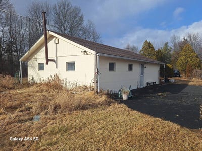 /international/us/238-lasher-road-red-hook-ny-110097201911/