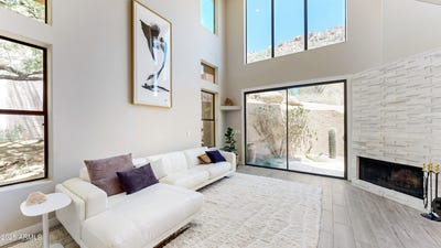 /international/us/25555-n-windy-walk-drive-scottsdale-az-110099513640/