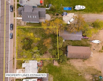 /international/us/8xx-s-lake-ave-duluth-mn-110108946555/