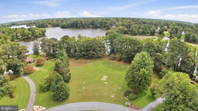 /international/us/13-lake-crest-drive-milford-de-110120000881/