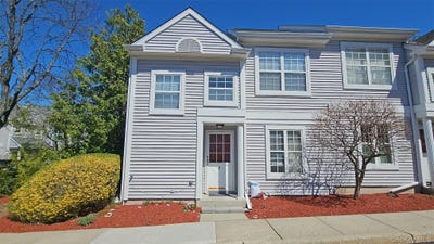 /international/us/2-durham-court-middletown-ny-110107701323/