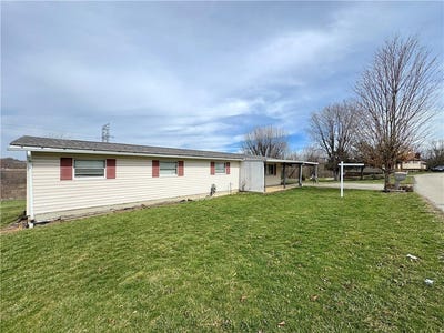 /international/us/107-airport-road-upper-tyrone-twp-pa-110098332568/