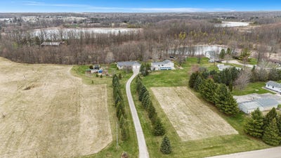 /international/us/411-e-lake-street-sand-lake-mi-110098846274/?lang=zh-tw