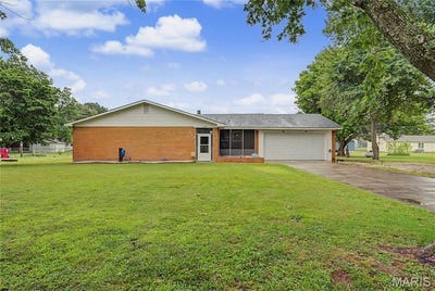 /international/us/210-sherrie-drive-sikeston-mo-110109058735/
