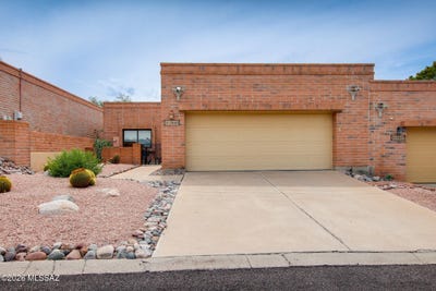 /international/us/2009-w-misty-hollow-lane-tucson-az-110119992193/