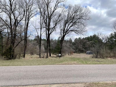 /international/us/6131-helena-road-arena-wi-110098571447/