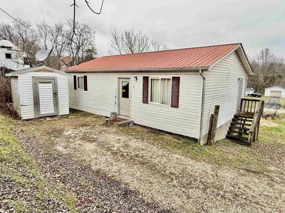 /international/us/269-high-street-fort-gay-wv-110106033245/