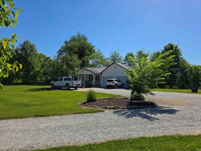 /international/us/14534-w-900-n-jasonville-in-110108106689/