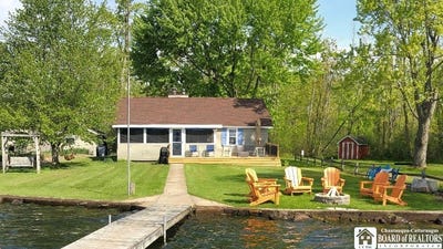 /international/us/5892-whitney-bay-road-mayville-ny-110106816013/