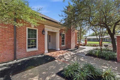 /international/us/1534-bennett-street-bryan-tx-110120417631/