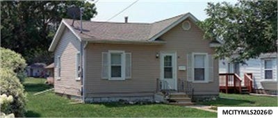 /international/us/23-21st-st-se-mason-city-ia-110120423566/