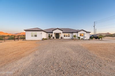 /international/us/8017-s-143rd-avenue-goodyear-az-110100300813/