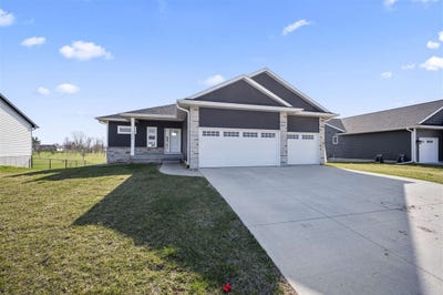 /international/us/1090-harrison-st-northliberty-ia-110099018869/