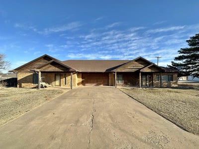 /international/us/500-3rd-st-fort-supply-ok-110097691973/