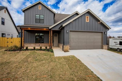 /international/us/2327-w-seminole-drive-rogers-ar-110102498839/