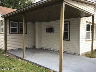 /international/us/21524-se-65th-avenue-hawthorne-fl-110102593500/