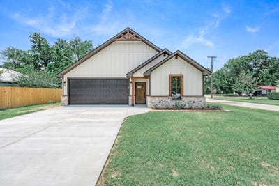 /international/us/213-turman-street-mineola-tx-110108450681/