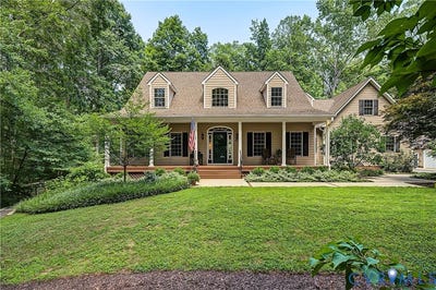 /international/us/2431-magnolia-ridge-maidens-va-110110173941/