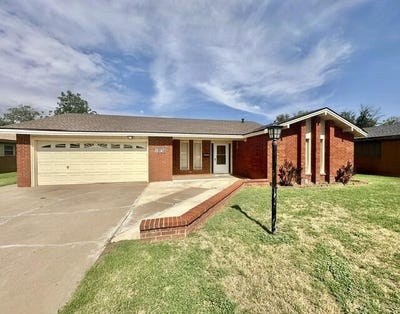 /international/us/1808-floydada-st-plainview-tx-110109133477/