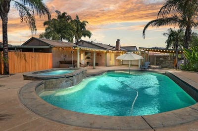 /international/us/13444-marjay-drive-lakeside-ca-110120028658/