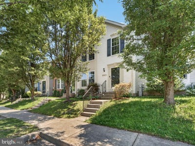 /international/us/8807-ashberry-court-laurel-md-110108206700/