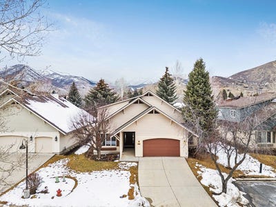/international/us/5-e-village-cir-midway-ut-110106118421/