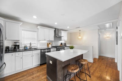 /international/us/114-moreland-st-somerville-ma-110109156842/
