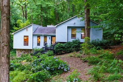/international/us/706-magnolia-woodstock-ga-110100975428/