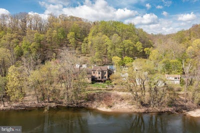 /international/us/1820-easton-road-kintnersville-pa-110099100298/?lang=zh-cn