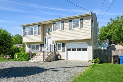 /international/us/637-bray-avenue-port-monmouth-nj-110100675838/