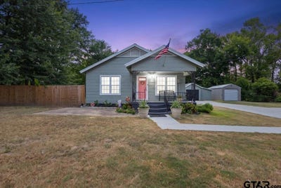 /international/us/1241-n-beaulah-street-hawkins-tx-110109756249/