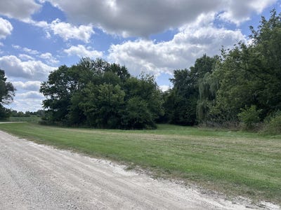 /international/us/11291-donald-drive-huntley-il-110108415337/