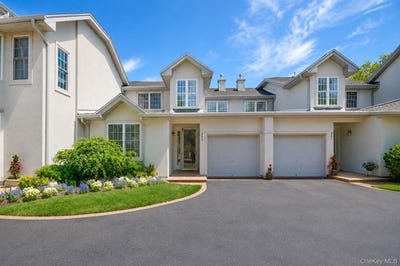 /international/us/562-bardini-drive-melville-ny-110108339760/