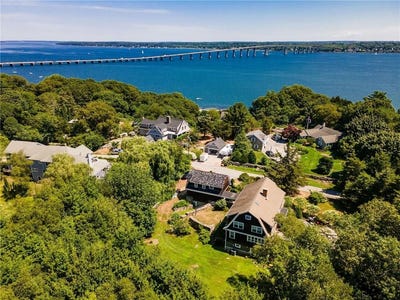 /international/us/170-lloyd-road-north-kingstown-ri-110108824153/