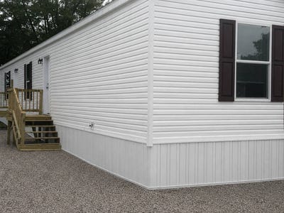 /international/us/1085-spring-bay-rd-east-peoria-il-110107895773/