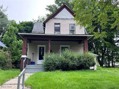 /international/us/829-yale-street-akron-oh-110102430416/