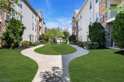 /international/us/2-steele-pl-hillsborough-twp-nj-110107663447/