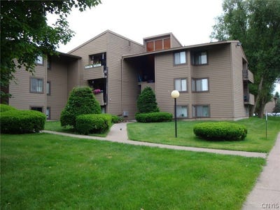 /international/us/145-watertree-drive-east-syracuse-ny-110108238409/
