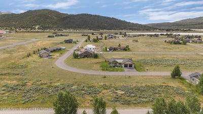 /international/us/178-columbine-street-alpine-wy-110100553508/?lang=zh-cn