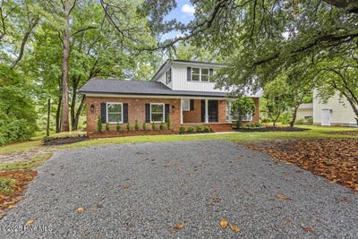 /international/us/214-shoreline-drive-new-bern-nc-110100552259/?lang=es