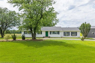 /international/us/6415-n-highway-96-lavaca-ar-110107780795/