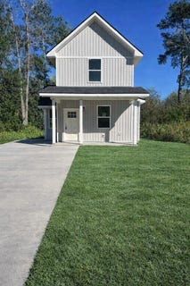 /international/us/409-university-dr-north-charleston-sc-110104221614/
