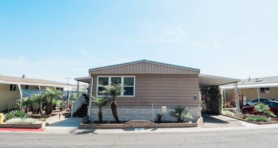 /international/us/18601-newland-huntington-beach-ca-110107539729/