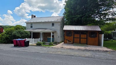 /international/us/124-church-street-robertsdale-pa-110119541107/