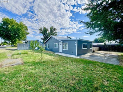 /international/us/955-sw-10th-st-hermiston-or-110100652852/